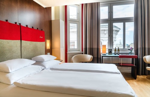 Sankt Ulrich Hotel | Hotel Rathaus Wein & Design