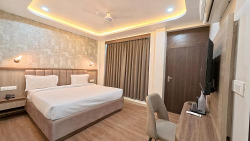 Varanasi Hotel | Hotel Ravindraya Residency