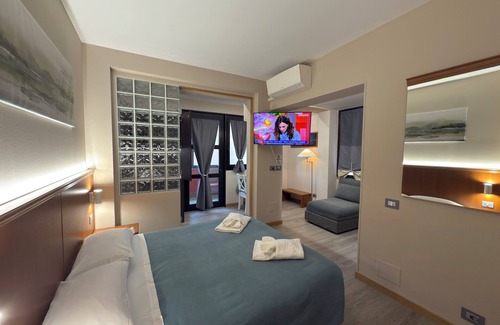 Borgomanero Hotel | Hotel Rinaldo Apartments