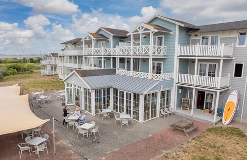 Municipality of Hellevoetsluis Apartment | Hotel Room in Hellevoetsluis by the Beach