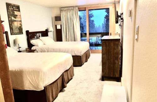 Truckee Condo | Hotel Room in Lower Village at Northstar steps from Gondola
