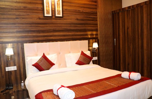Kota Hotel | Hotel Royal Park
