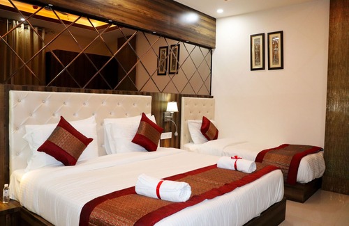 Kota Hotel | Hotel Royal Park