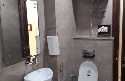 Katra Hotel | Hotel Royal Stay
