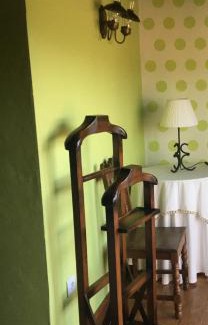 Valoria House | Hotel Rural Posada El Trenti de Corona