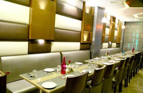 Zirakpur Hotel | Hotel S C Residency