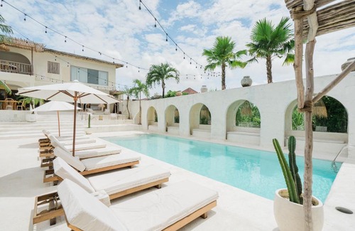 Padonan Hotel | Hotel Sages
