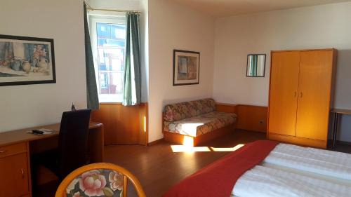 Innenhafen Hotel | Hotel Seerose