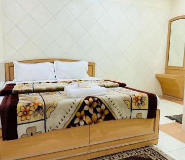 Taj Ganj Hotel | Hotel Sheela, 100m from Taj Mahal