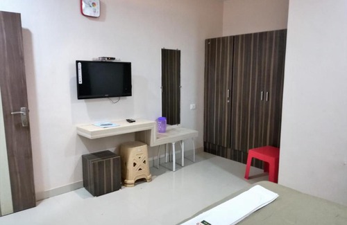Bhuj Hotel | Hotel Shiv Regency