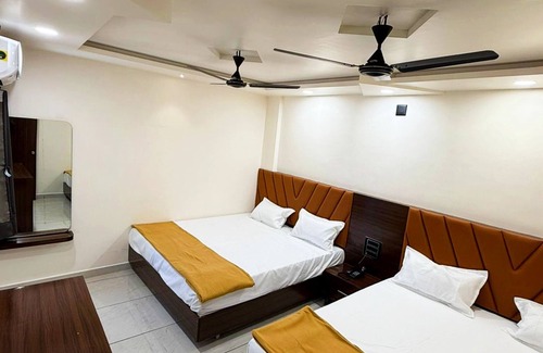 Dwarka Hotel | Hotel Shree Ganesh Dwarka