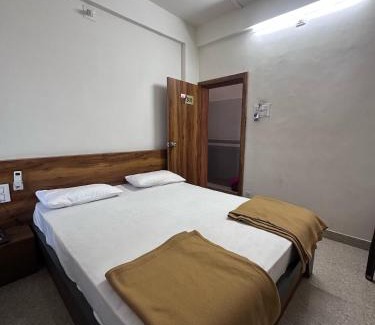 Somnath Hotel | Hotel Shree Ganesh