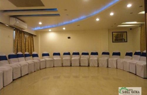 Maharana Pratap Nagar Hotel | Hotel Shree Vatika
