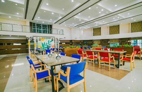Rau Hotel | Hotel Shri Ramkrishna Bagh Palace
