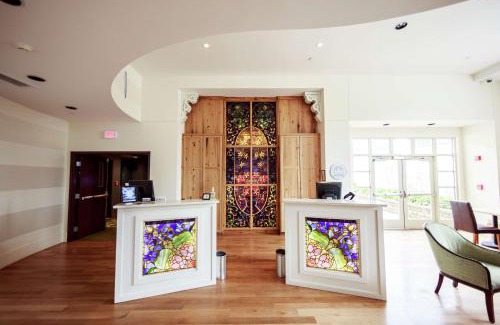 Downtown Syracuse Hotel | Hotel Skyler Syracuse, Tapestry Collection by Hilton