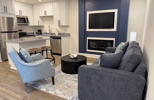 Gulfport House | Hotel Style House in Gulfport