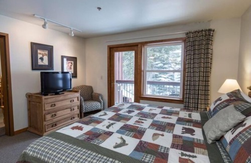 Whitefish Hotel | Hotel Style Room in the Heart of Whitefish Mountain Resort Village