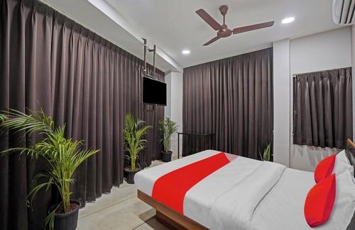 Adajan Hotel | Hotel Sukoon, Best Luxurious Hotel Rooms In Surat City Center