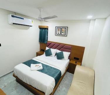 Naranpura Hotel | Hotel sun town
