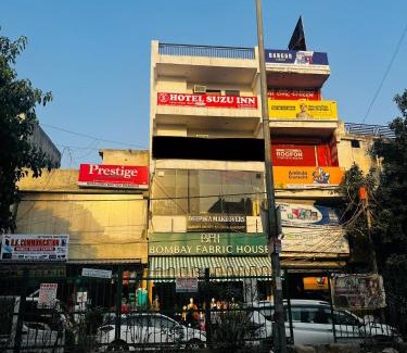 New Delhi Hotel | Hotel SUZU INN - Couple Friendly Fatehpur