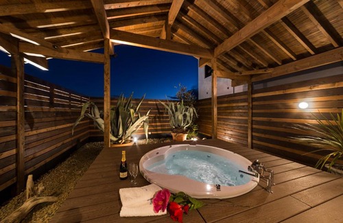Ginan Hotel | HOTEL SWEET SEASON-L