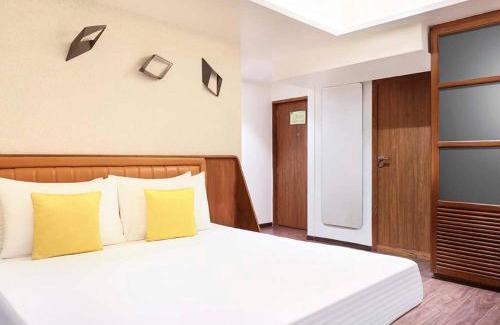 South West Hotel | Hotel Tark Premium Near IGI Airport