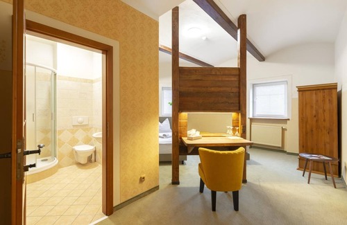 Karlovy Vary Hotel | Hotel U Šimla