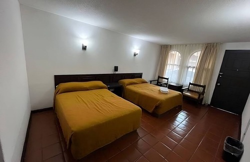 Morelia Hotel | Hotel Villa Capri, 2 camas dobles 4 Huéspedes
