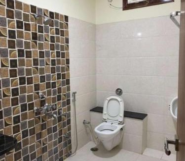 Puri House | Hotel Vinayak Puri Near Sea