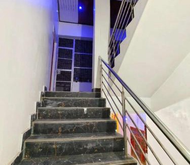 Puri House | Hotel Vinayak Puri Near Sea