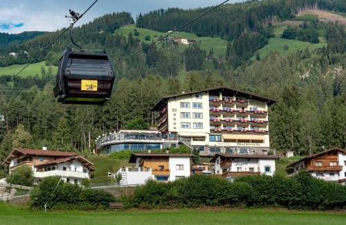 Fuegenberg Hotel | Hotel Waldfriede - Der Logenplatz im Zillertal