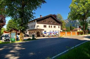 Alterschrofen Hotel | Hotel Waldmann
