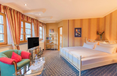 Oberwesel Hotel | Hotel Weiler