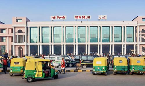 Paharganj Hotel | Hotel Worth Newly Bulit - New Delhi