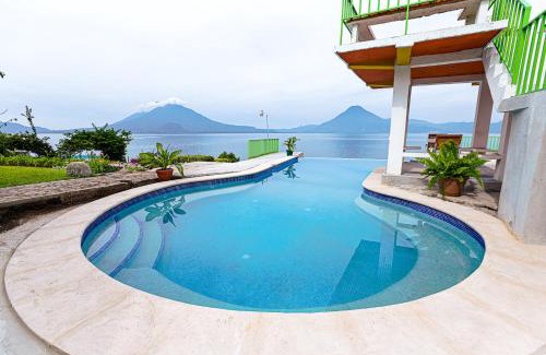 Panajachel Hotel | Hotel y Centro de Convenciones Jardines del Lago