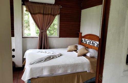 San Felipe de Lara Hotel | Hotel y Restaurante La Cabaña el Viajero