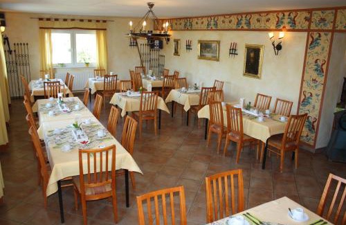 Heldenbergen Hotel | Hotel zum Ritter Nidderau