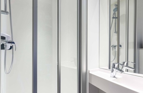 Chilly-Mazarin Hotel | hotelF1 Chilly-Mazarin Les Champarts