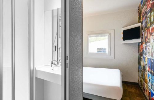 Viviani - Bonnevay Hotel | hotelF1 Lyon Gerland Vénissieux