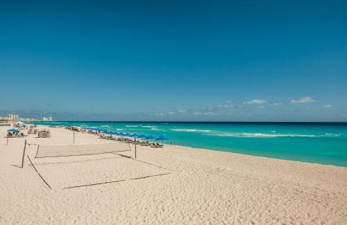 Zona Hotelera Apartment | HotelZone L17 Beach Access