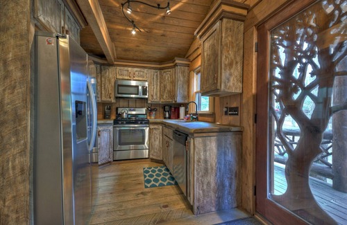 Mineral Bluff House | Hothouse Hideaway - Mineral Bluff