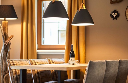 Obertraun House | House on Lake Hallstatt with parking
