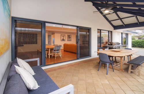 Dunsborough House | House 02 - The Dunsborough Retreat