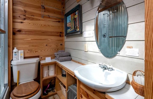 Pittsboro House | House ∙ 1 bedroom ∙ 2 guests