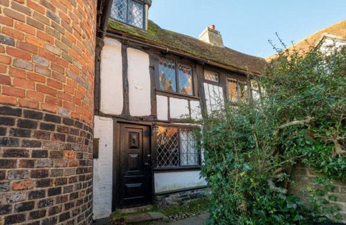 Rye House | House ∙ 2 bedrooms ∙ 3 guests