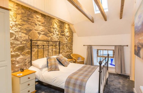 Balerno House | House ∙ 2 bedrooms ∙ 4 guests