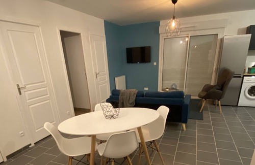 Lion-sur-Mer House | House 200m from the sea