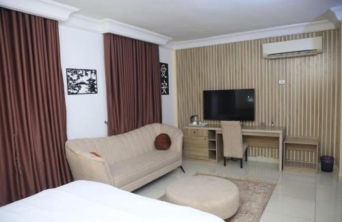 Maitama Hotel | House 24
