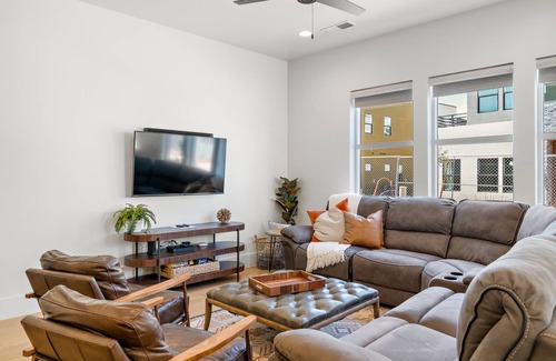 Bloomington House | House ∙ 4 bedrooms ∙ 12 guests