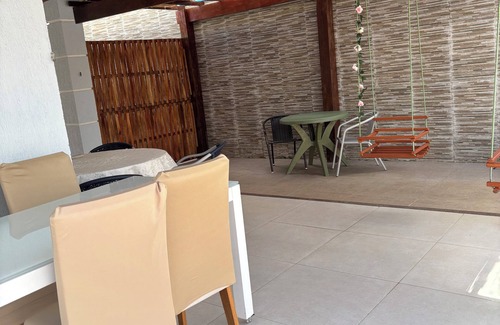 Atalaia House | House 5 minutes walk to the beach